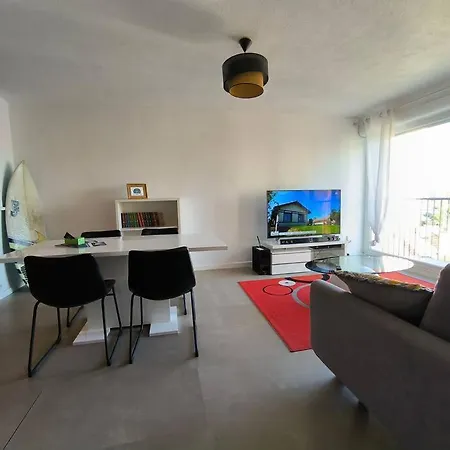 1h30 Vallee D'ossau- Ocean - Appt Confort-stat Gratuit Apartamento Pau